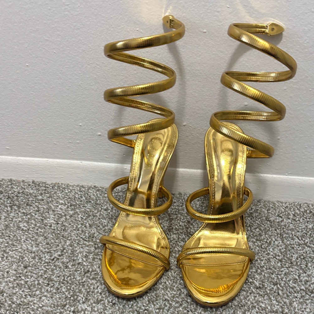 Fashion Nova Metallic Gold Spiral Heels